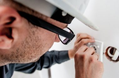 electrician-1080554_1280